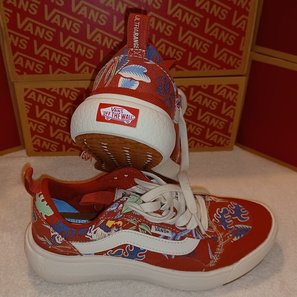 Vans Men's 4.5/Women's 6 UltraRange Hawaiin Jungle Red VN0A4UWMAMX